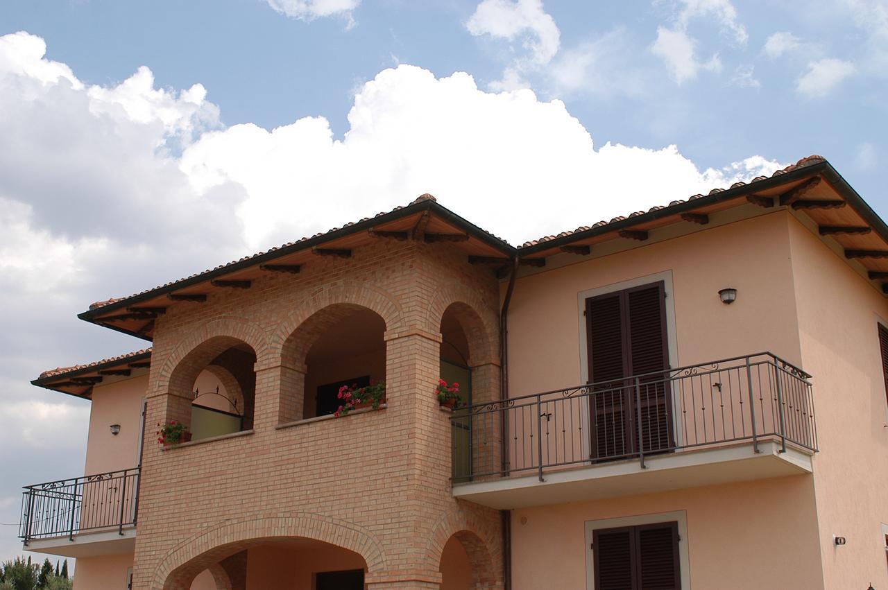 B&B Il Girasole - Rooms & House In Country - 1500 Meters From Historic Center Montepulciano Stazione Exteriör bild