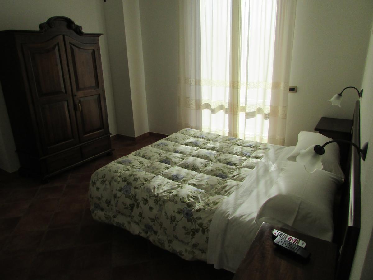 B&B Il Girasole - Rooms & House In Country - 1500 Meters From Historic Center Montepulciano Stazione Exteriör bild