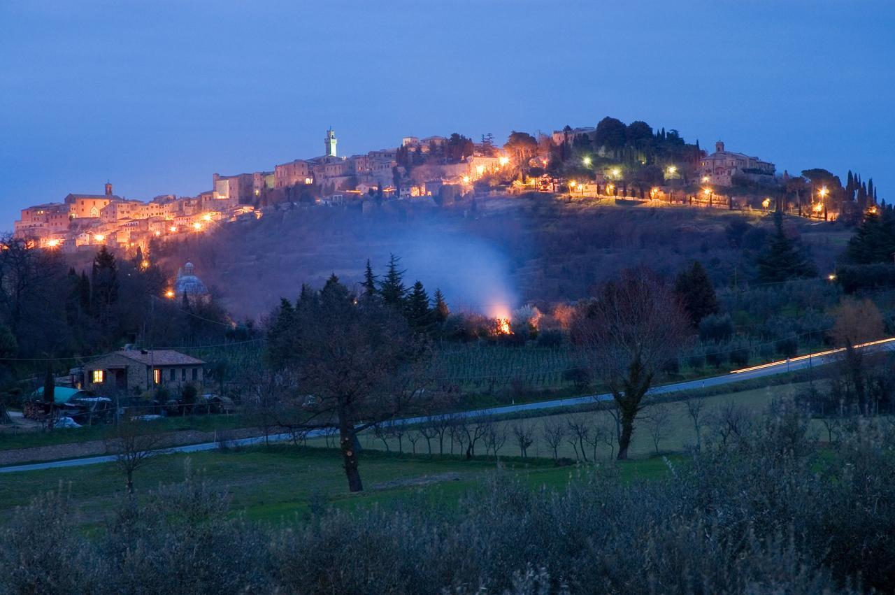 B&B Il Girasole - Rooms & House In Country - 1500 Meters From Historic Center Montepulciano Stazione Exteriör bild